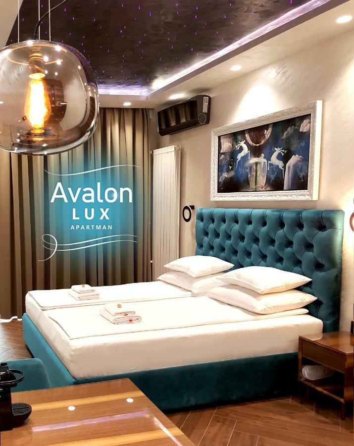 Avalon Lux Studio Apartment Novi Sad Buitenkant foto