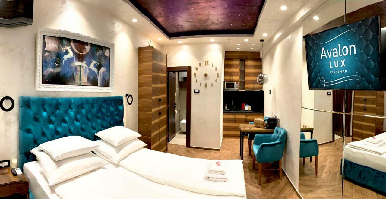 Avalon Lux Studio Apartment Novi Sad Buitenkant foto