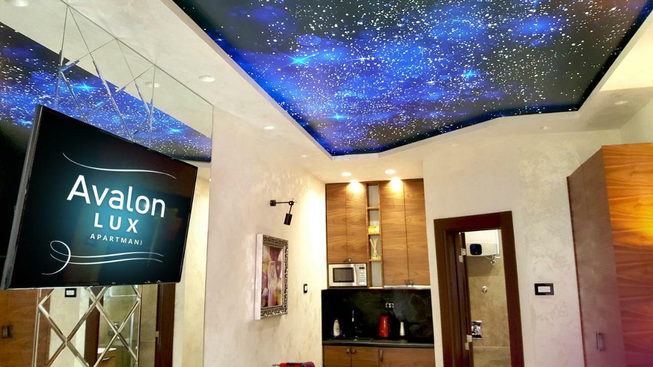 Avalon Lux Studio Apartment Novi Sad Buitenkant foto